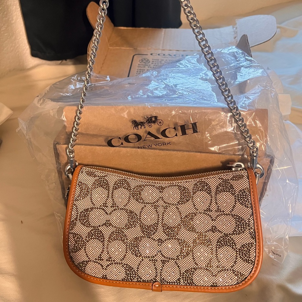 COACH Swinger Bag 20 With Chain In Crystal Signature Jacquard Shoulder Bag - Picture 7 of 8